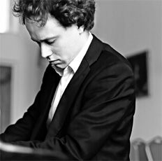 Artist photo of Alexander Schimpf - Piano