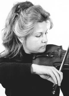 Artist photo of Christine Raphael - violin