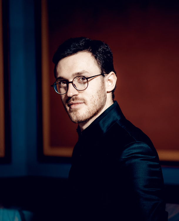 Artist photo of Blettenberg, Aris Alexander - Piano, Music Director & Arrangements