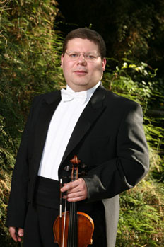 Artist photo of Ilya Konovalov - Violin