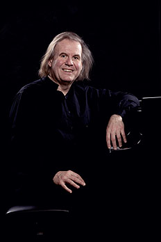 Artist photo of François Killian - Piano