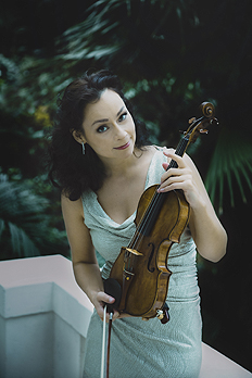 Artist photo of Yvonne Smeulers - Violin
