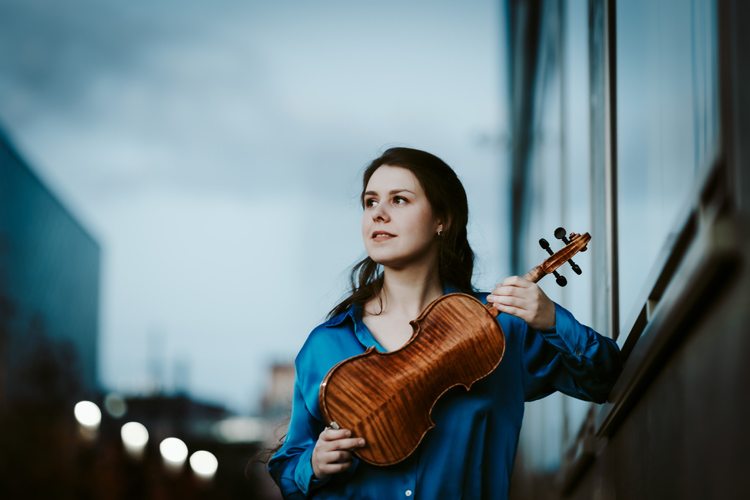 Artist photo of Starkloff, Friederike - Violin