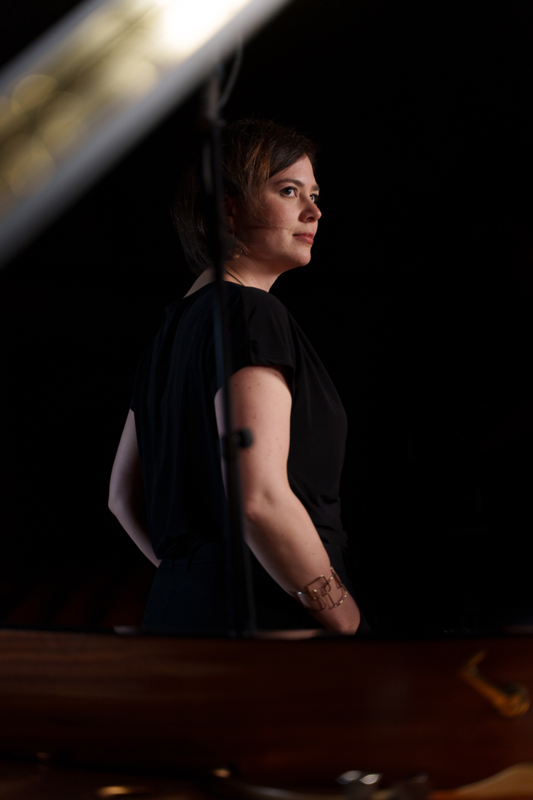 Pia Viola Buchert, Mezzo-soprano