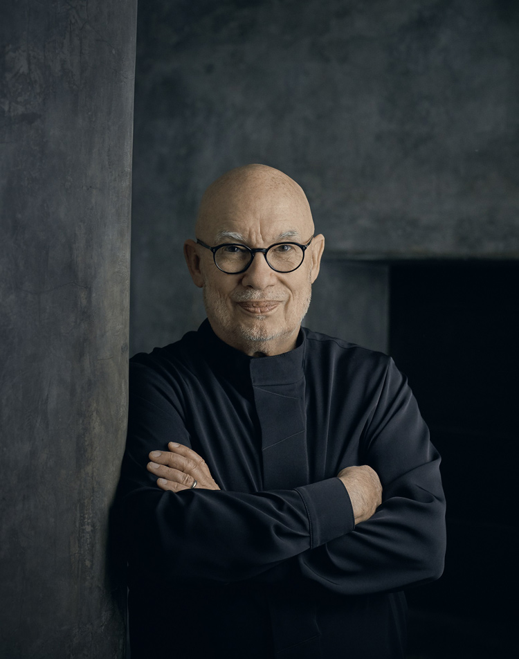 Dennis Russel Davies, Conductor