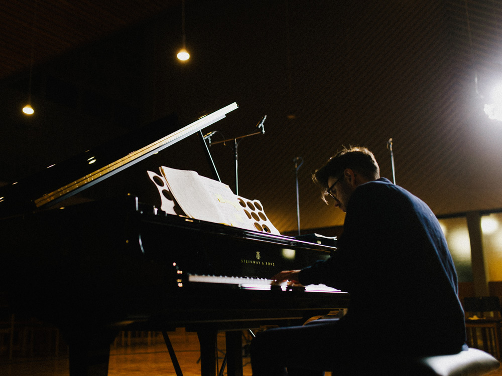 Miłosz Sroczyński will be touring to promote his album of Goldberg Variations starting February 18, 2026.